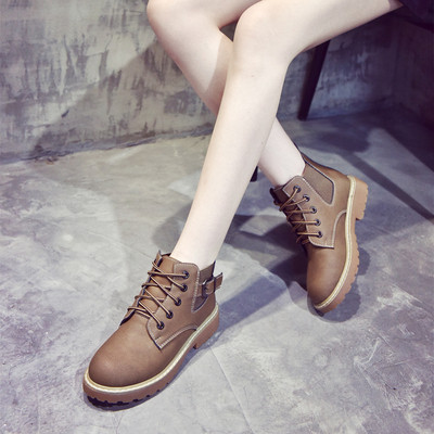 Vastag talpú női csizma három színben