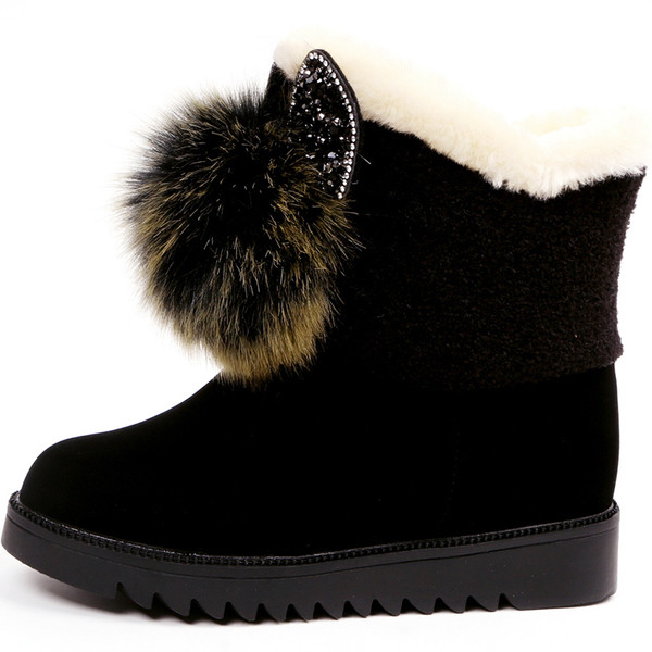 Női csizma több színben 3D elemmel