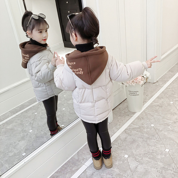 Őszi-téli gyerekkabát lányoknak rövid modell többféle színben