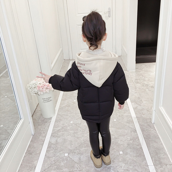 Őszi-téli gyerekkabát lányoknak rövid modell többféle színben