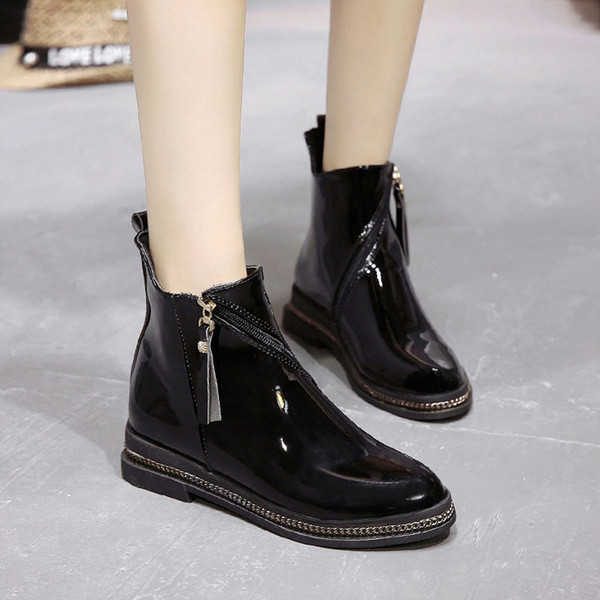 Fekete színű női csizma - két modell