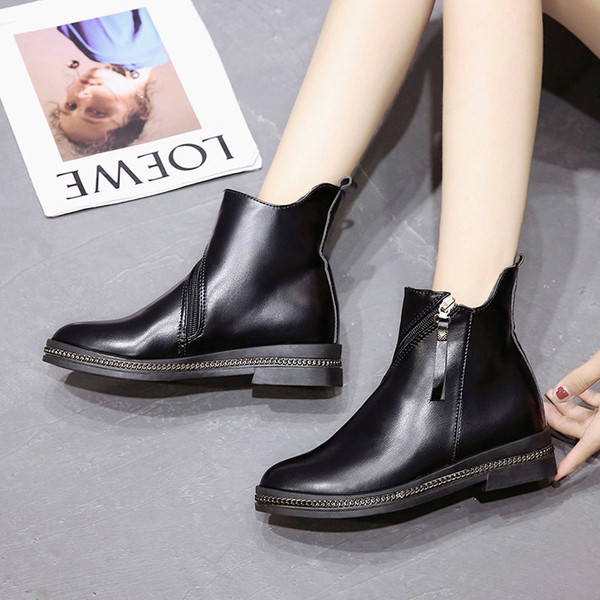 Fekete színű női csizma - két modell