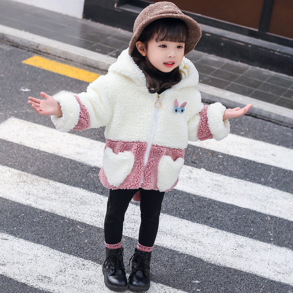 Őszi-téli gyerek pehelykabát 3D elemmel, három színben