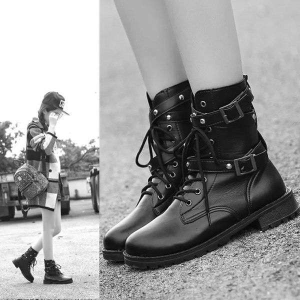 Alkalmi női ökobőr kubai fém elemekkel, fekete színben