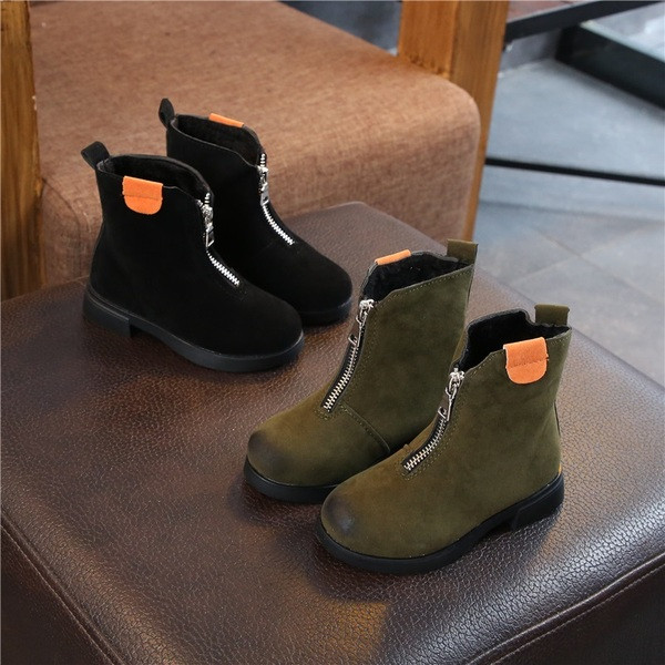 Gyermek téli csizma lányoknak fekete és zöld cipzárral