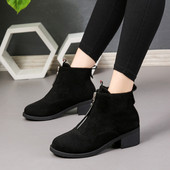 Öko velúrból készült női csizma két színben, cipzárral