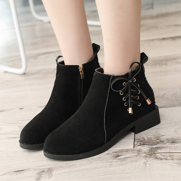 Öko velúrból készült, fűzős női csizma két színben