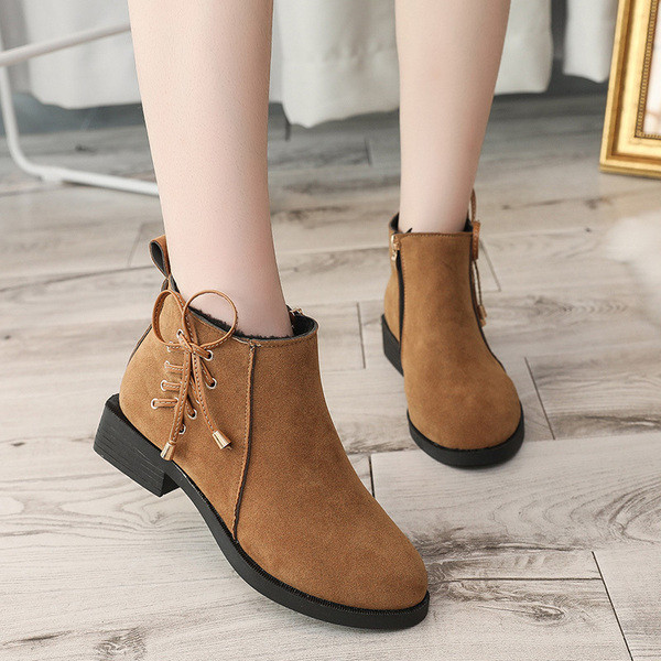 Öko velúrból készült, fűzős női csizma két színben