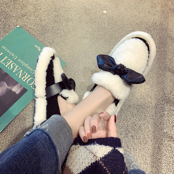 Női alkalmi cipő három színben szalaggal