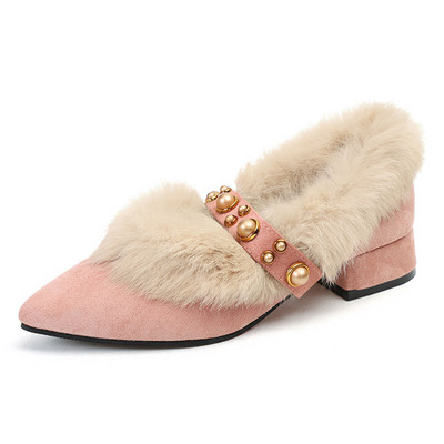 Díszgyöngyös női cipő két színben