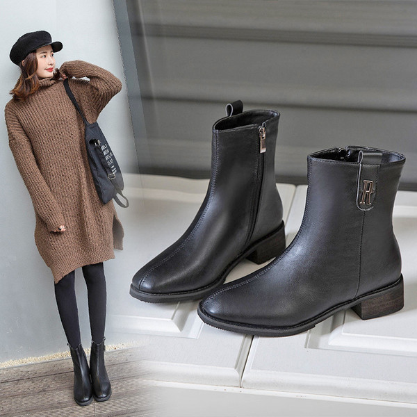 Női csizma fekete színben, öko bőrből