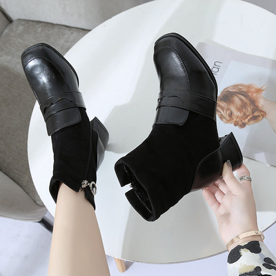 Γυναικέιεσ  μπότες σε μαύρο χρώμα με τακούνι