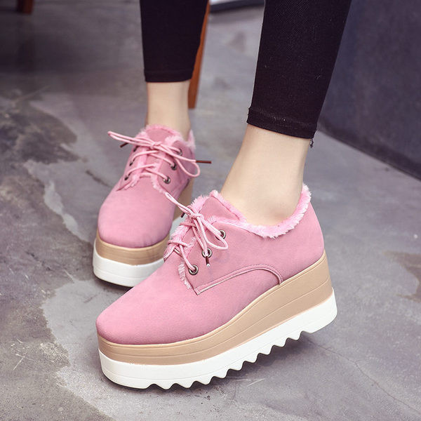 Modern női cipő pehellyel, három színben