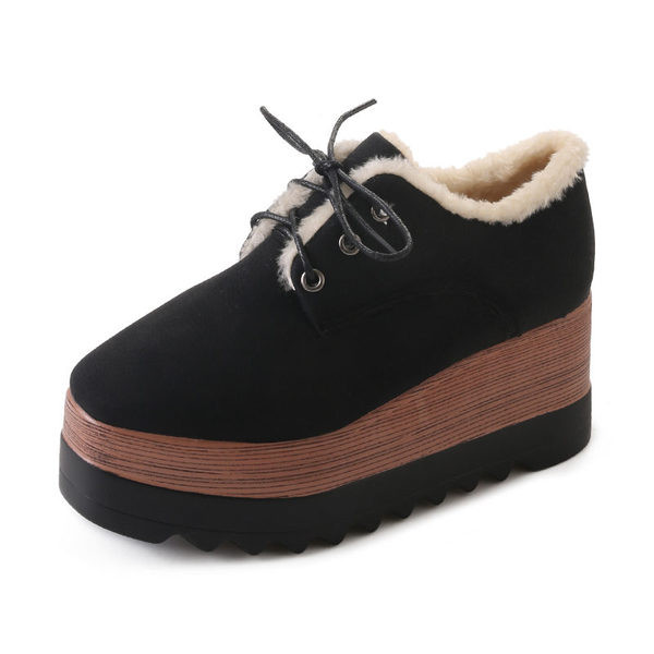 Modern női cipő pehellyel, három színben