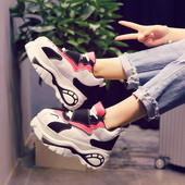 Női aktuális sportcipő három színben