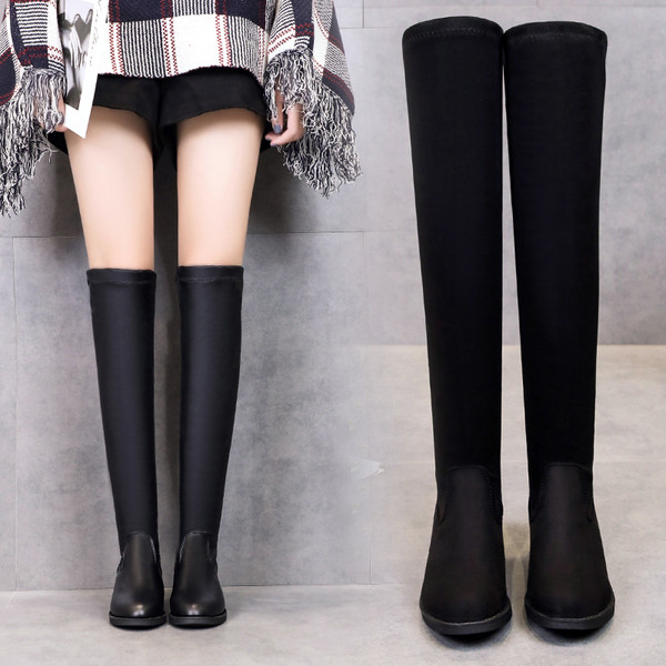 Modern női magas csizma kétféle kivitelben