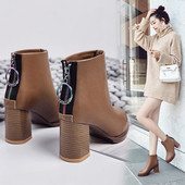 Női csizma két színben - barna és fekete műbőr