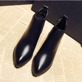 Eko bőrből készült stílusos női csizma fekete színben - hegyes modell