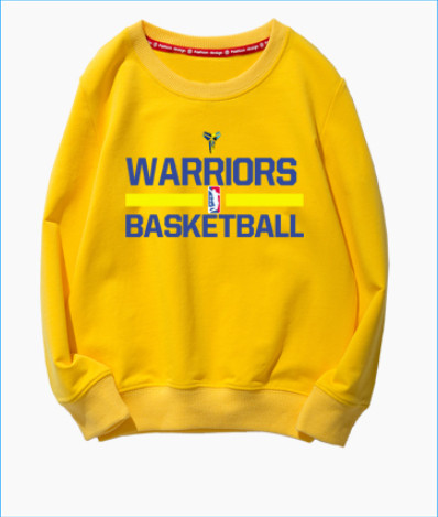 Детска ежедневна блуза с различни апликации в жълт цвят