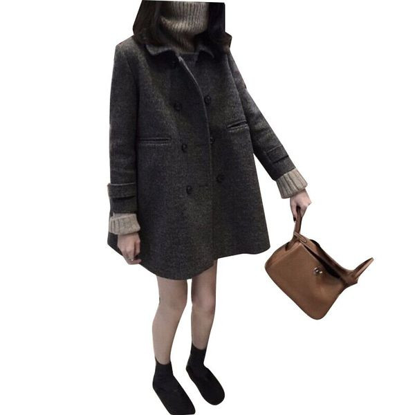 Modern női kabát szürke és fekete színben - széles modell