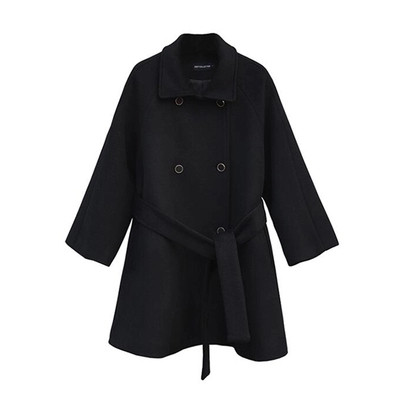 Stílusos női kabát fekete színben, övvel