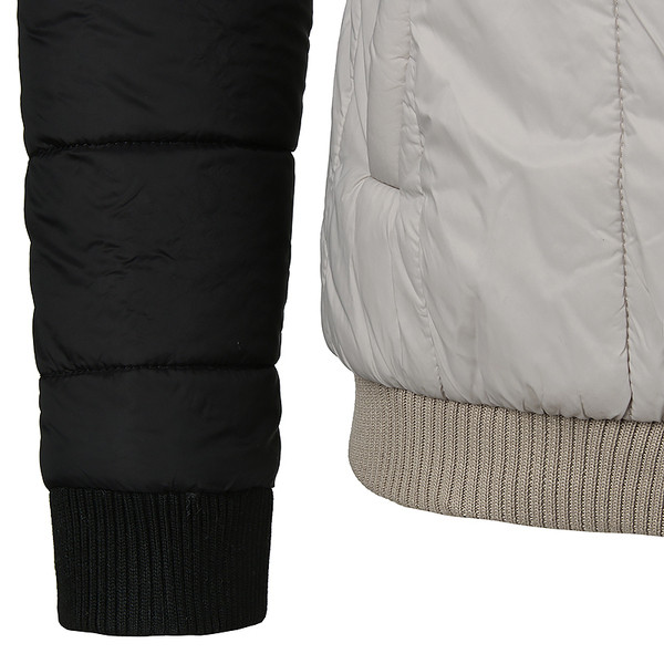 Férfi vízálló pulóver fekete és kék zsebekkel