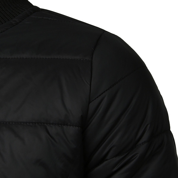 Férfi vízálló pulóver fekete és kék zsebekkel