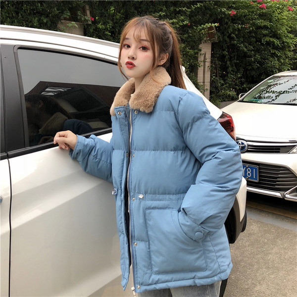 Női téli kabát pehelygallérral és zsebekkel, három színben