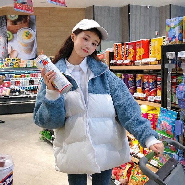 Ежедневно дамско яке с джобове и висока яка в няколко цвята