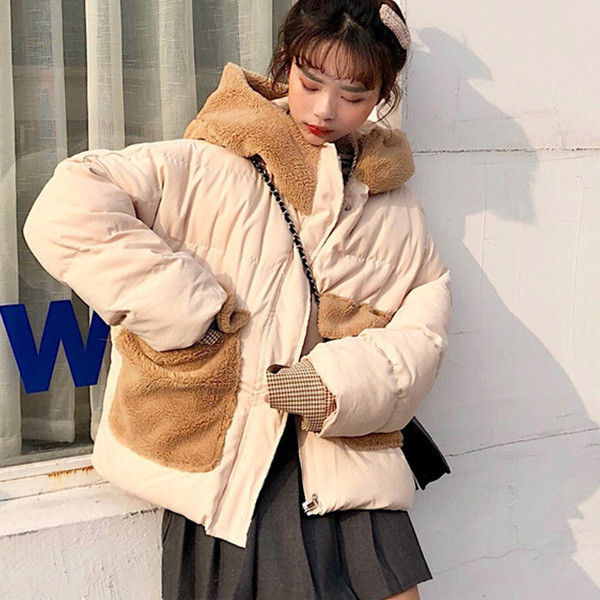 Női alkalmi kabát pehely kapucnival és 3D elemmel, két színben
