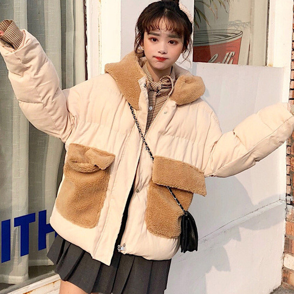 Női alkalmi kabát pehely kapucnival és 3D elemmel, két színben