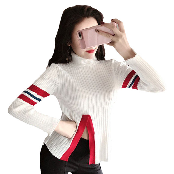 Modern női pulóver magas gallérral és színes fekete-fehér szegéllyel