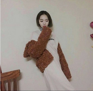 Модерна дамско пухено палто къс модел в няколко цвята 