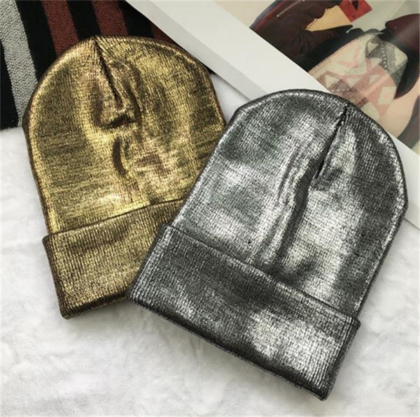 Modern női téli sapka több színben