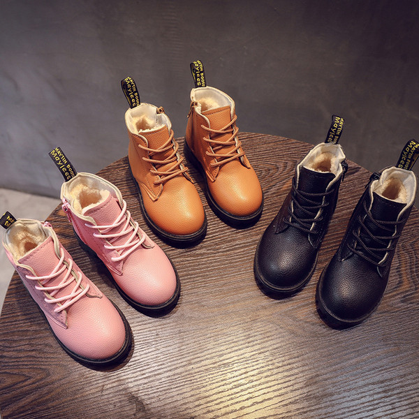 Alkalmi gyerekcsizma lányoknak többféle színben