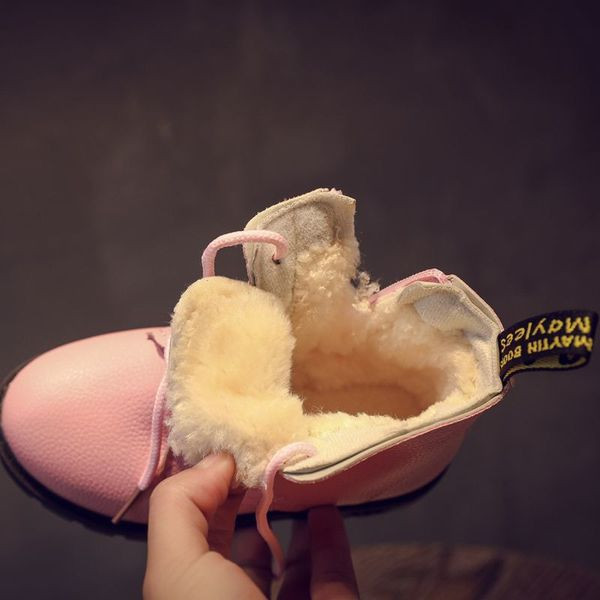 Alkalmi gyerekcsizma lányoknak többféle színben