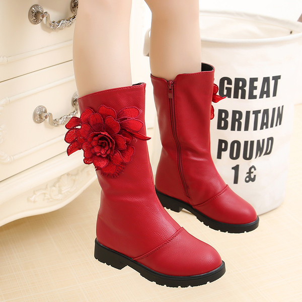 Modern gyerekcsizma lányoknak 3D elemmel