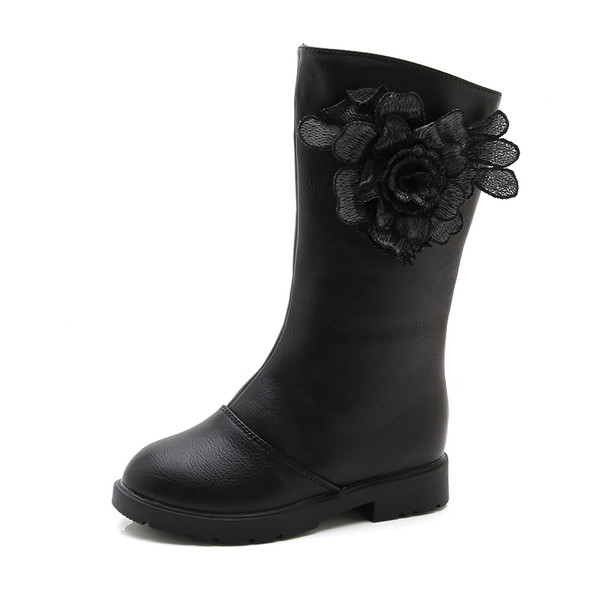 Modern gyerekcsizma lányoknak 3D elemmel