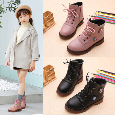 Παιδικές μπότες της  μόδας για κορίτσια σε τρία χρώματα