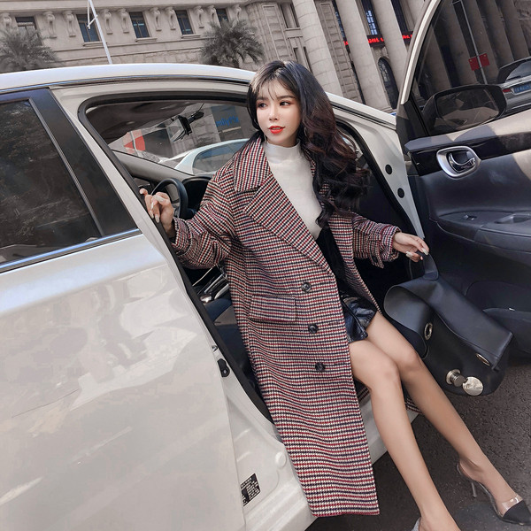 Kockás női hosszúkabát két színben