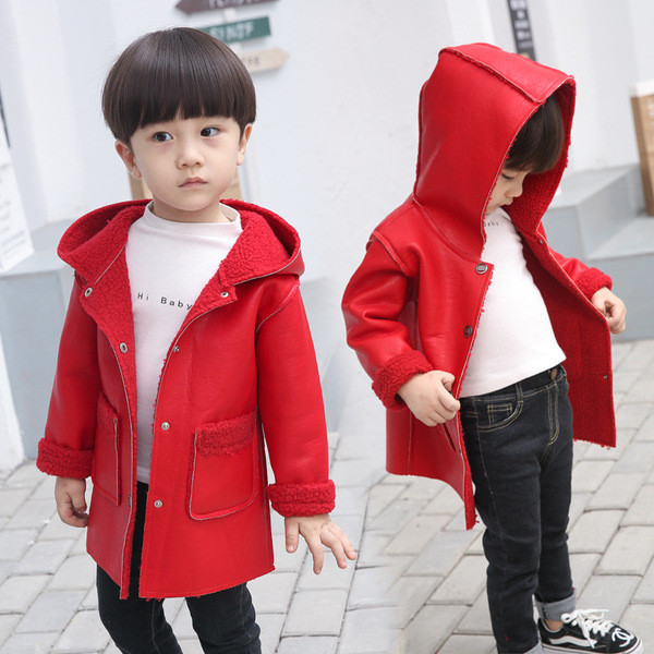 Stílusos, öko bőrből készült gyerekkabát puha béléssel több színben, lányoknak és fiúknak egyaránt