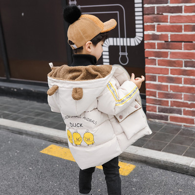 Téli gyerekdzseki fiúknak 3D kapucnival, piros, fekete és fehér színben