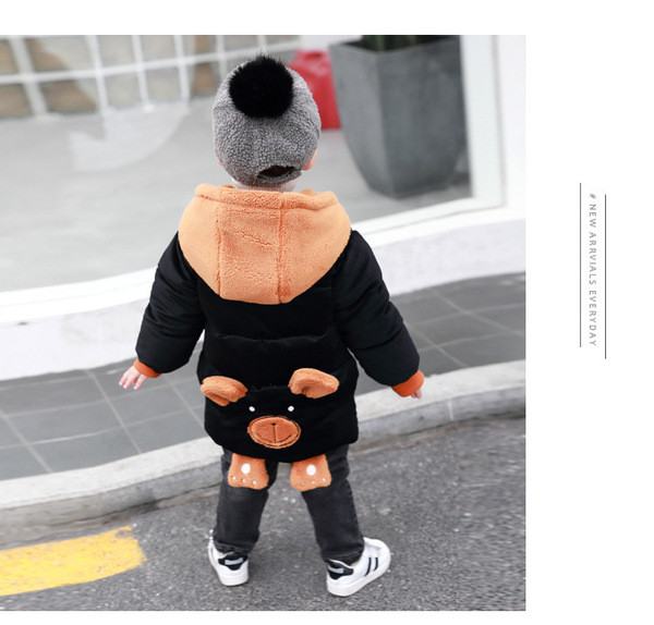 Téli gyerekdzseki 3D elemmel és pehely kapucnival két színben