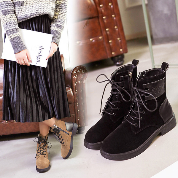 Modern női csizma két színben