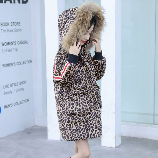 Stílusos gyerekkabát lányoknak leopárd jobb hosszú modellel