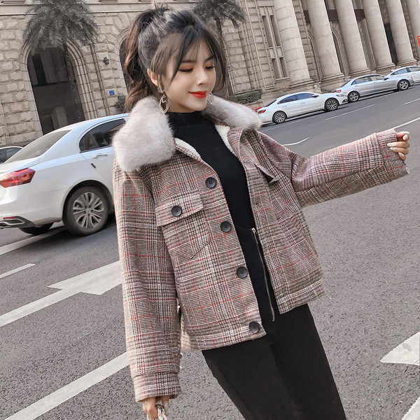 Stílusos női kabát pehely két színben