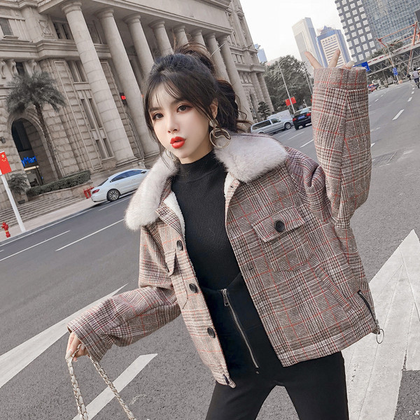 Stílusos női kabát pehely két színben