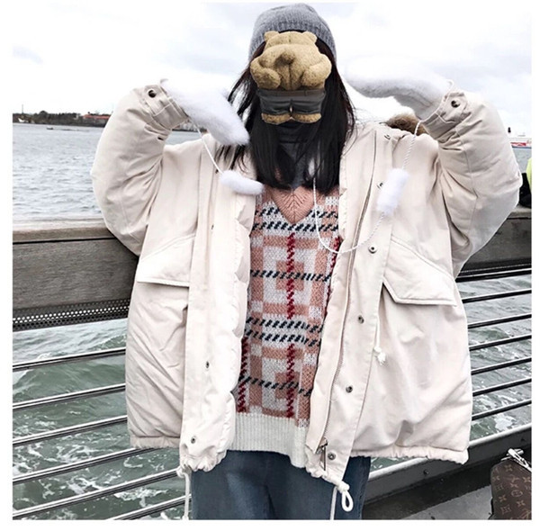 Modern női kabát pehely két színben - fehér és fekete