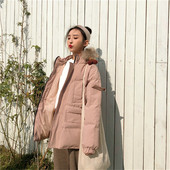 Modern női kabát - széles modell kapucnival