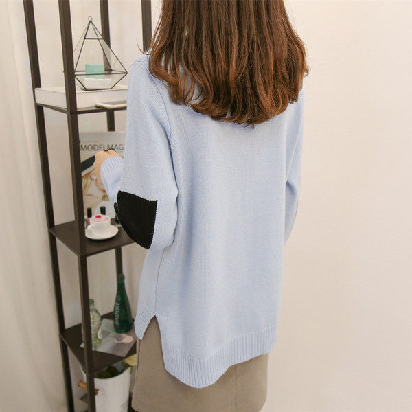 Modern női pulóver dalmátokkal, négy színben